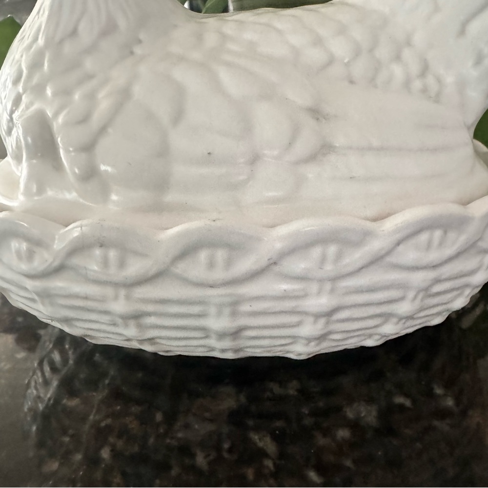 SOLD >>>Vintage nesting  hen egg storage dish - Portmeirion Pottery - Picture 2 of 10